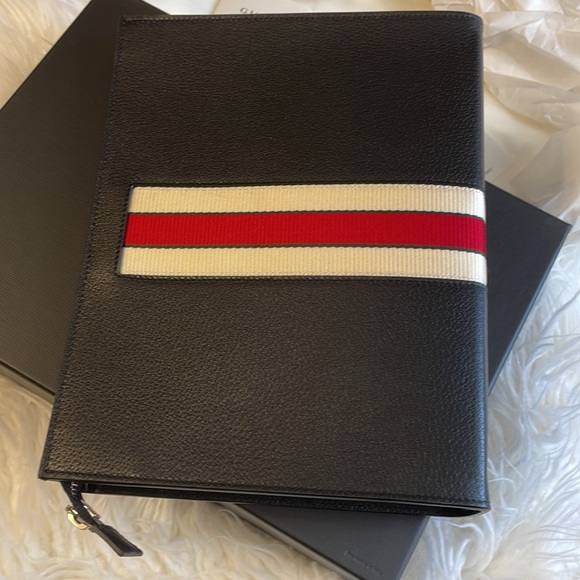 Gucci Black Leather Stripe Logo Toiletry Pouch BNIB Made in Italy - Picture 5 of 11